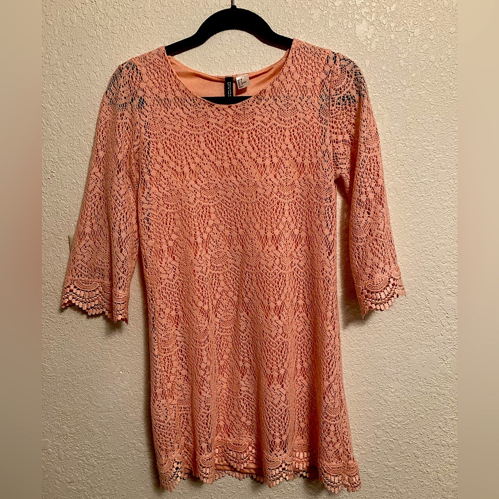 H&M Divided mini pink lace dress.